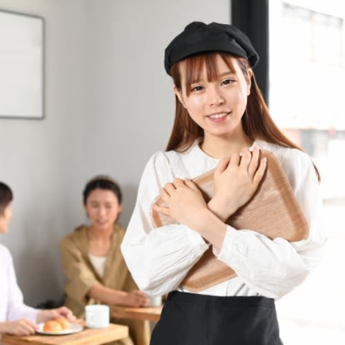 飲食関係(フロアー業務、接客等)